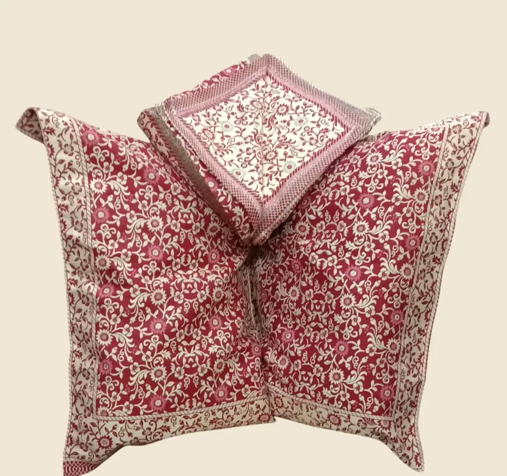 Pure Jacquard Maroon Double Bedsheet 90x100 with 2 Pillow Covers